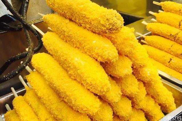 炸香蕉的面糊怎么调 炸香蕉用面粉还是淀粉 炸香蕉的面糊怎么调 炸香蕉用面粉还是淀粉