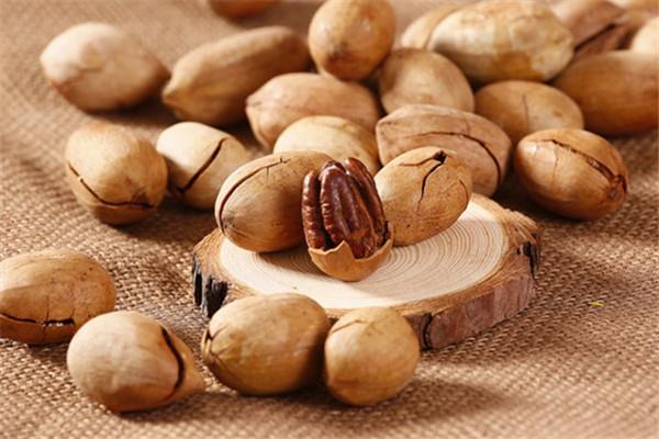 碧根果的热量是多少大卡 碧根果一次吃几个好 碧根果的热量是多少大卡 碧根果一次吃几个好