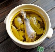 清炖鸡汤放什么调料?清炖鸡汤放什么材料? 清炖鸡汤放什么调料?清炖鸡汤放什么材料?