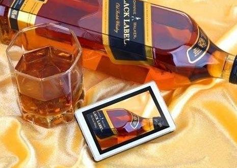 黑方怎么喝 威士忌黑方兑什么喝 黑方怎么喝 威士忌黑方兑什么喝