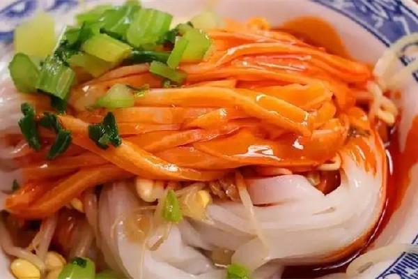 凉皮为什么蒸出来是碎的 凉皮蒸几分钟 凉皮为什么蒸出来是碎的 凉皮蒸几分钟