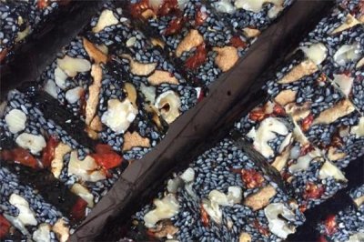 ​阿胶糕变硬了怎么变软 阿胶糕变硬了还能吃吗