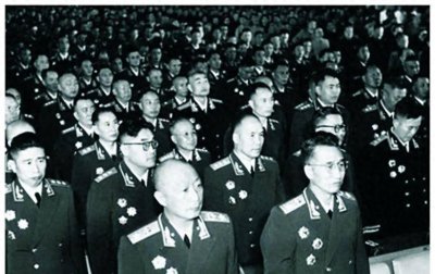 ​倪志亮：红四方面军5号人物，地位比肩开国元帅，却只授了中将？