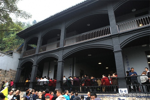 71年前的白公馆是一座人间炼狱，抗日名将杨虎城等在这里惨遭杀害