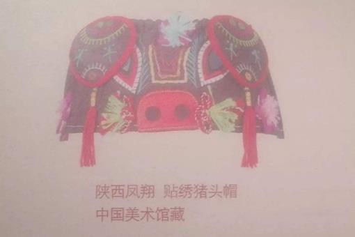 一龙一猪用来比喻两个人什么