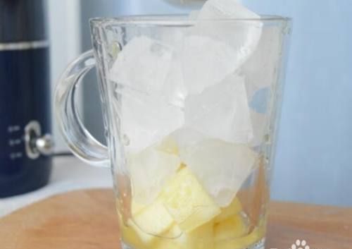 新买的玻璃杯玻璃里面有好多小气泡玻璃也不清内层也不光滑能用