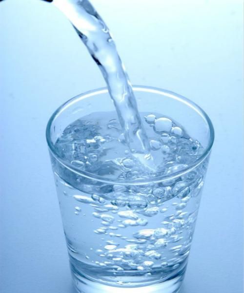 饮水机漏水是哪里有问题