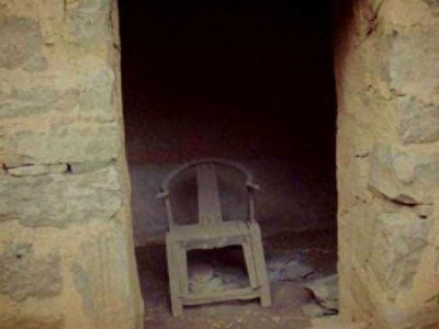 ​中国第一鬼村“封门村”中的太师椅你敢坐吗