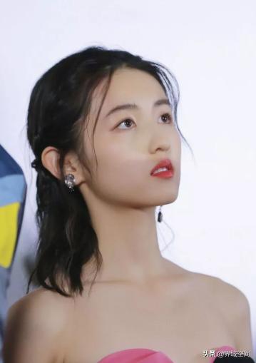 历届四大花旦（历代四小花旦的生图PK）(26)