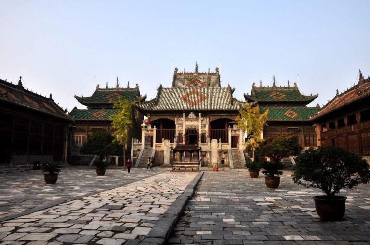 南阳周边一日游哪里好玩(南阳周边游好玩的地方)