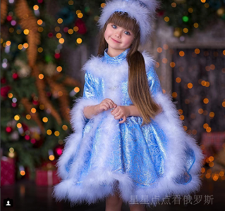 ​俄罗斯小女孩阿纳斯塔西娅被誉为全世界最小最漂亮的模特