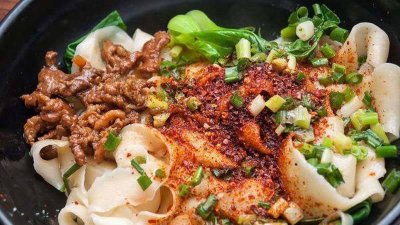 ​山西油泼面的正宗做法窍门 山西油泼面的正宗做法视频