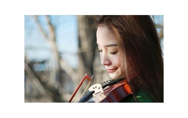 鞠婧祎口红，四千年美女鞠婧祎拍了一组口红大片