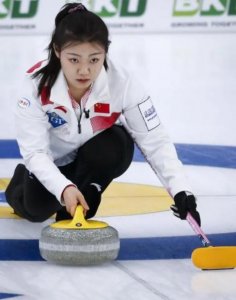 ​女子冰壶队队长韩雨是咱德州人！德报记者采访韩雨母亲：在“天赋+努力”中成