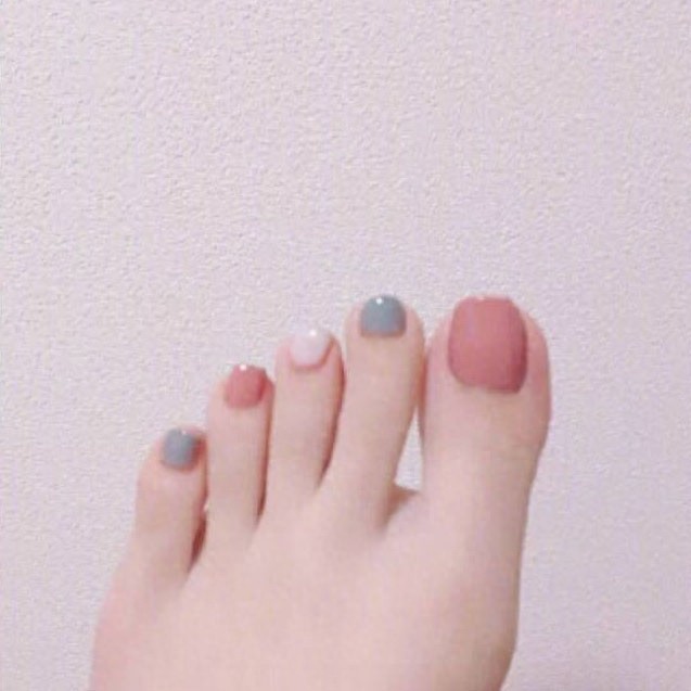 37款清新好看的夏日脚部美甲，精致一夏
