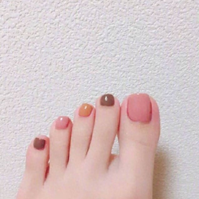 37款清新好看的夏日脚部美甲，精致一夏