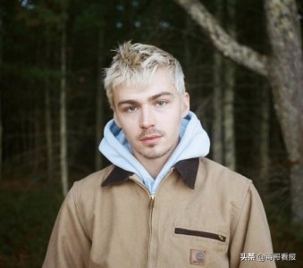 ​万能hoodie，如何hold住所有风格？