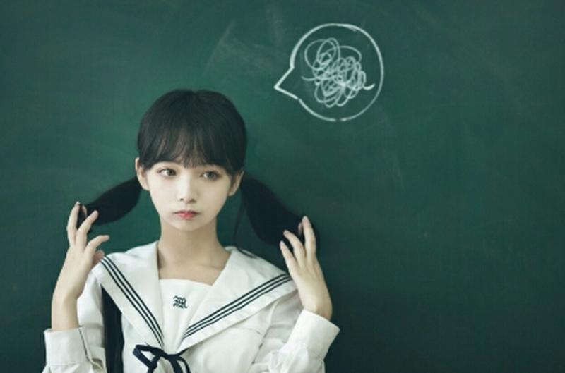 凉拌土豆丝咋做爽脆不发黑？教你小技巧，酸辣开胃，下酒又下饭