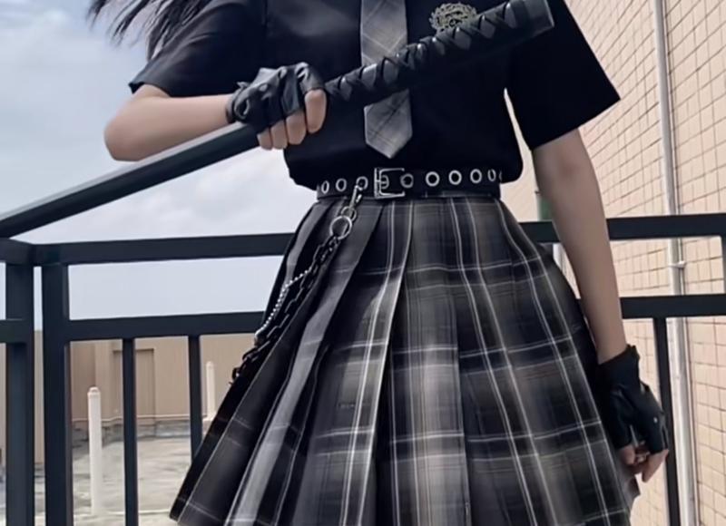 一个人想要算计你之前，多半会对你做这3件事，要当心