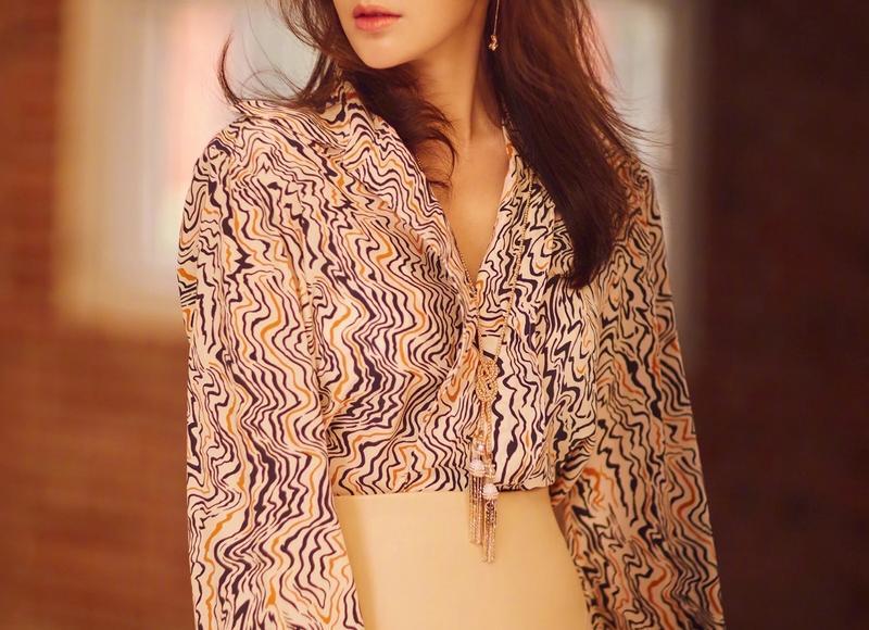 怎样搭配服装有气质（记住以下4个搭配诀窍）