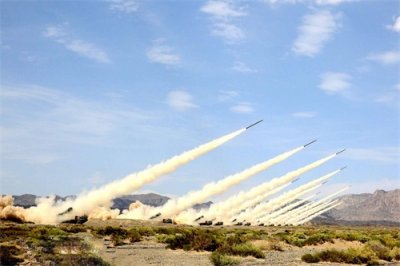 ​真空弹究竟有多可怕？爆炸瞬间吸光氧气，周围一切物质都会被融化