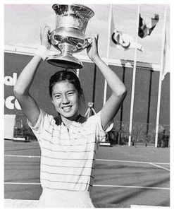 ​中国体坛“女叛徒”曾叛逃美国，如今不知羞耻回国捞金，脸真大？