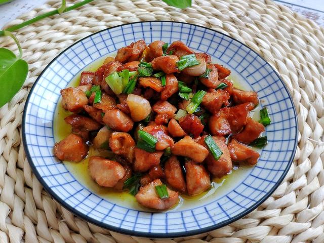 鸡胸肉怎么做出来才好吃（嫩滑爽口还下饭）(3)