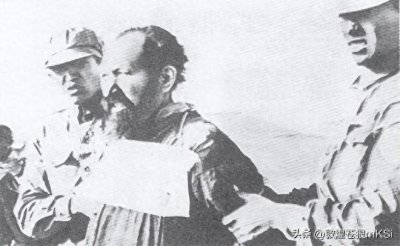 ​西北巨匪乌斯满活捉记