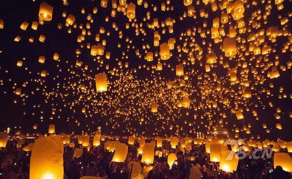 一个人带小孩适合做什么生意：请现在一个人做什么小生意好做点。