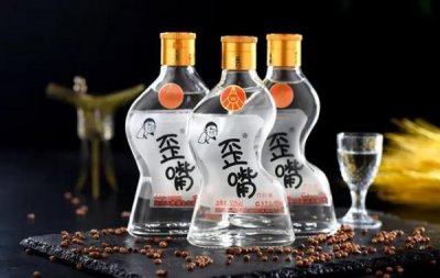​歪嘴五粮液多少钱一瓶_五粮歪嘴小瓶酒价格
