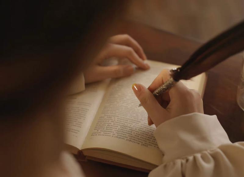 独家撩妹套路：快速吸引女生的秘密