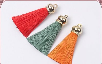 ​什么的流苏，串串花穗齐绽，洁白的流苏如画，用了什么修辞手法？江湖救急？