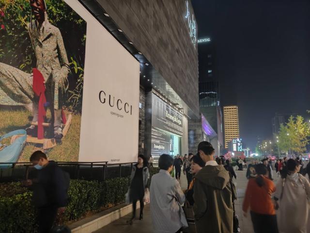 小米10至尊版缺点深度评测（老机新测小米最后一代钉子户）(53)