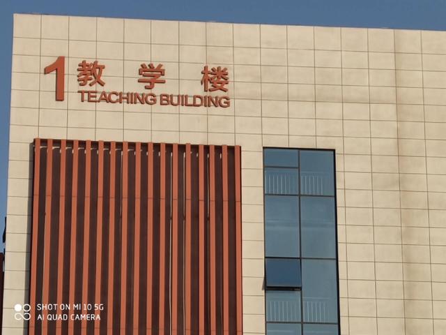 小米10至尊版缺点深度评测（老机新测小米最后一代钉子户）(48)