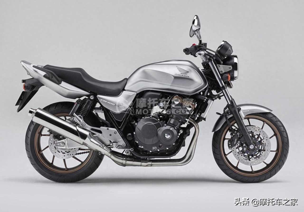 一代神车本田CB400，经典造型永不磨灭