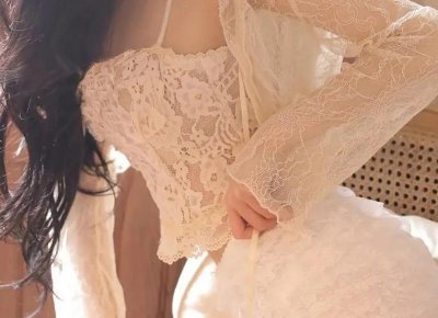 ​一个女生明明喜欢我，为什么还拒绝我？(女孩子明明喜欢我却拒绝我)