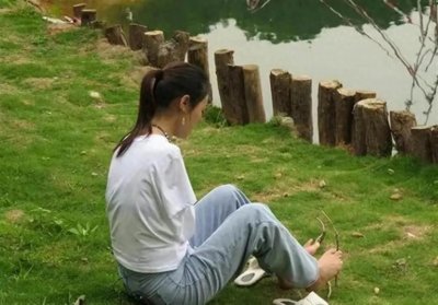 ​九岁失去双臂，如今身家千万：无臂女孩杨佩的奋斗之路