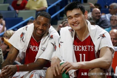 ​麦迪当年为何会来CBA打球，又为何只打了29场比赛选择返美？