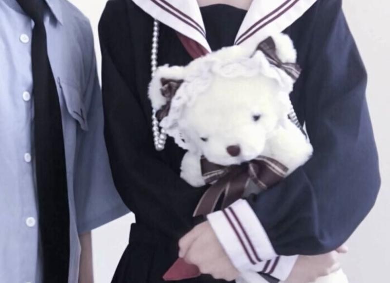 和女朋友聊天没话题怎么办？怎么找话题和女朋友聊天