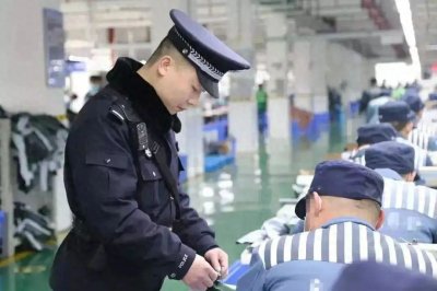 ​服刑人员在监狱里不劳动，会被打吗？