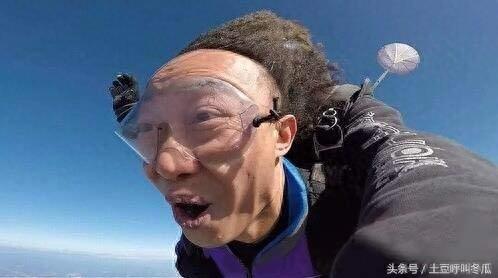 陈奕迅出场,发型总是亮点,最后一张头发要“抛弃”他!